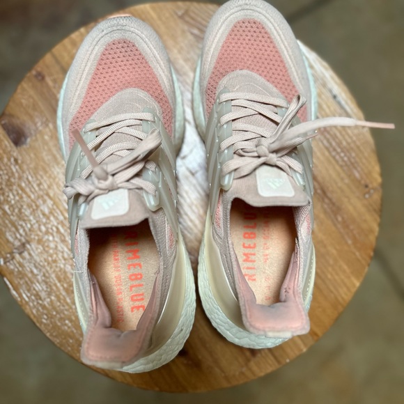 Adidas UltraBoost 21 - Picture 5 of 7